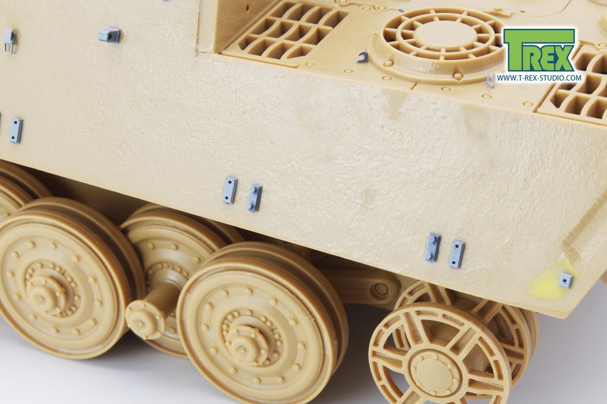 T-Rex Studio TR35029 Brackets of Side Skirt &amp;amp; Spare Track for King Tiger/Jagdtiger 1/35 – zdjęcie 2