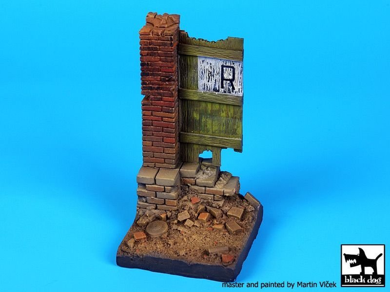Black Dog D35029 Column with door base 1/35 – image 5