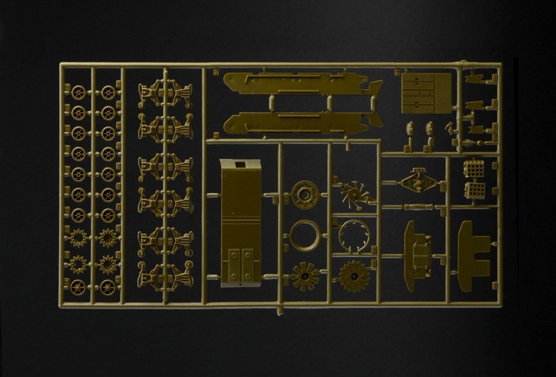 Italeri 74002 SHERMAN - WoT - MODEL SET 1/72 – zdjęcie 9