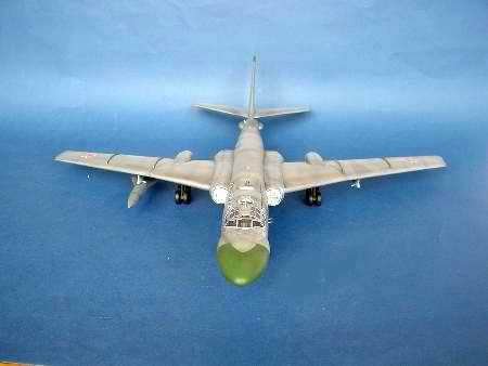 Trumpeter 01613 Tupolev Tu-16K-10 BADGER C 1/72 – zdjęcie 4