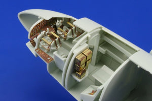 Eduard SS284 Fw 200C Condor interior 1/72 REVELL – image 3