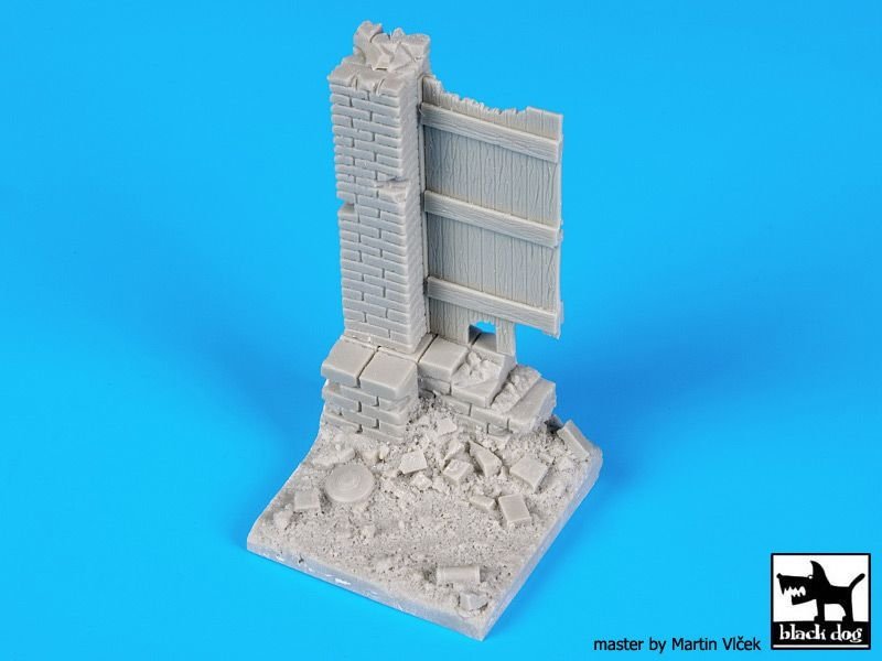 Black Dog D35029 Column with door base 1/35 – image 6