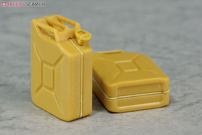 Asuka 35-L30 WWII Italian Jerry Can Set 1/35 – image 2