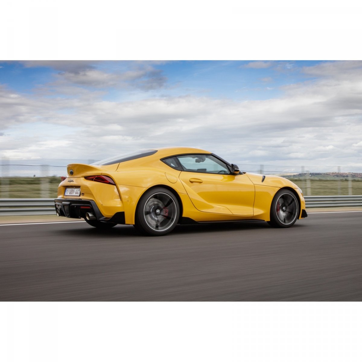 Mr. Paint MRP-C020 Toyota GR Supra Lightning Yellow 30ml – zdjęcie 2
