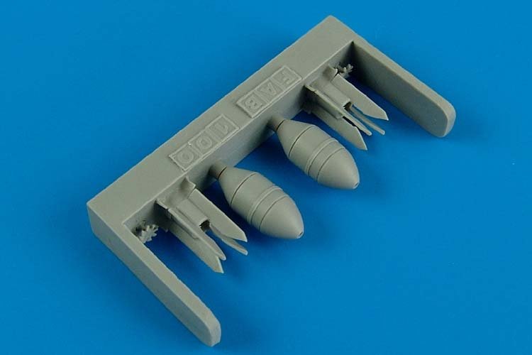 Aerobonus 480058 FAB-100 Soviet WW II bombs 1/48
