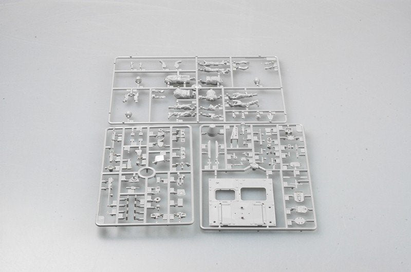 Trumpeter 00397 M1130 Stryker Command Vehicle 1/35 – zdjęcie 10