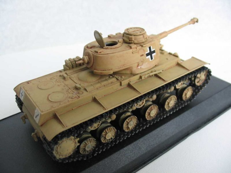 PST 72027 Pz.Kpfw. 753(r) Heavy Tank 1/72 – zdjęcie 5