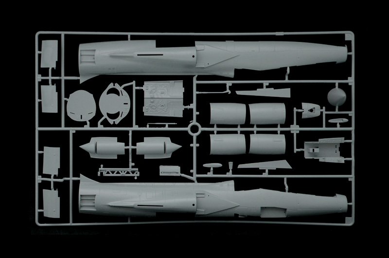 Italeri 2509 TF-104 G Starfighter 1/32 – zdjęcie 12
