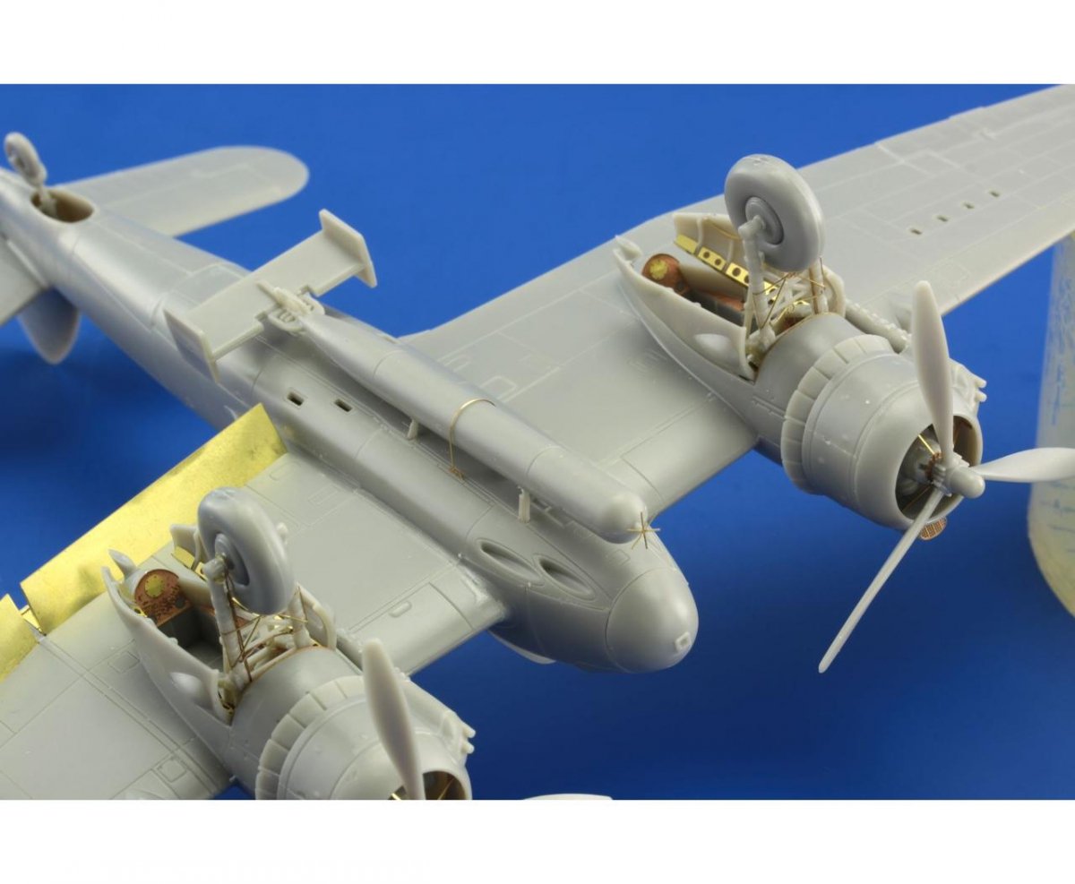 Eduard 73562 Beaufighter TF Mk.10 AIRFIX 1/72 – zdjęcie 10
