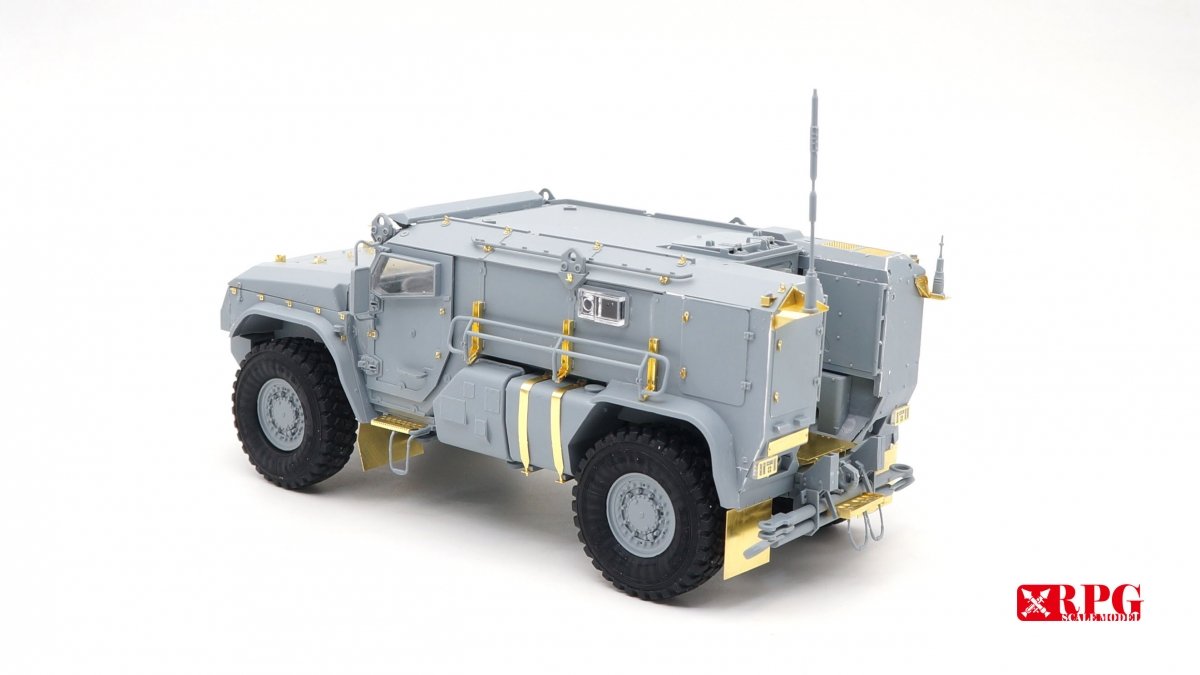RPG Model 35021 KAMAZ K-4386 Typhoon-VDV Mine-Protected Armoured Vehicle Early Typ 1/35 – zdjęcie 5