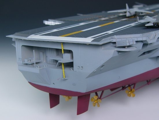 Trumpeter 05605 U.S. CVN-68 Nimitz aircraft carrier 1975 1/350 – zdjęcie 3
