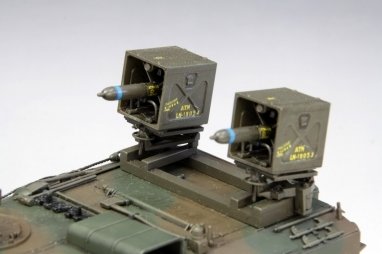 Fine Molds FM53 Japan Ground Self-Defense Force Type 60 APC w/ MAT 1/35 – image 2