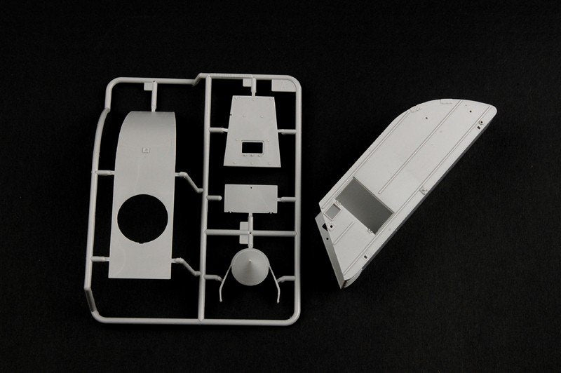 Trumpeter 02321 Soviet NKL-26 Armoured Aerosan 1/35 – zdjęcie 3