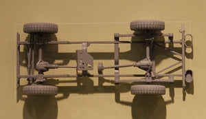 Fine Molds FM34 JGSDF Type 73 Light Truck (Canvas Top) 1/35 – Bild 2