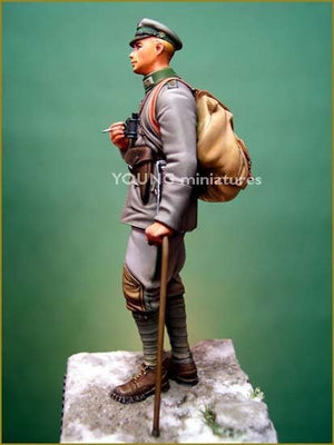 Young Miniatures YM7001-R Oberleutnant 3rd Light Infantry Regiment 1917 70mm – zdjęcie 2