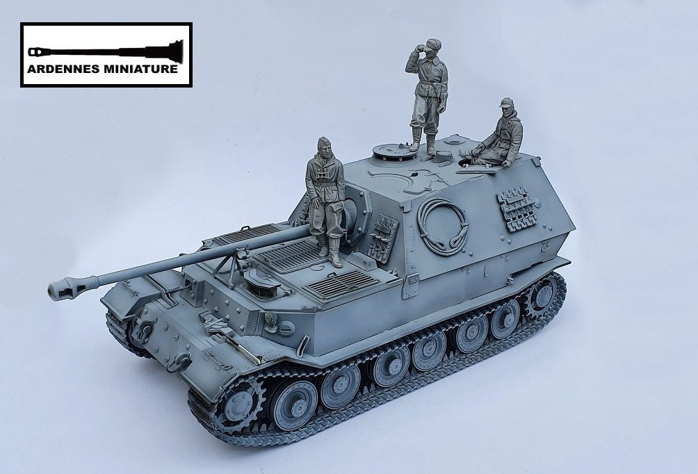 Ardennes Miniature 35009 ON THE HUNT 1/35 – image 2