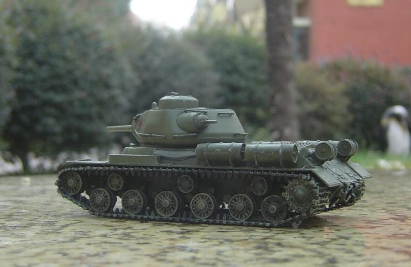 PST 72001 JS-1 Heavy Tank 1/72 – image 9
