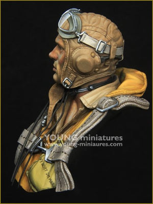 Young Miniatures YM1890 The Battle of Midway US Navy Pilot 1942 1/10 – zdjęcie 4