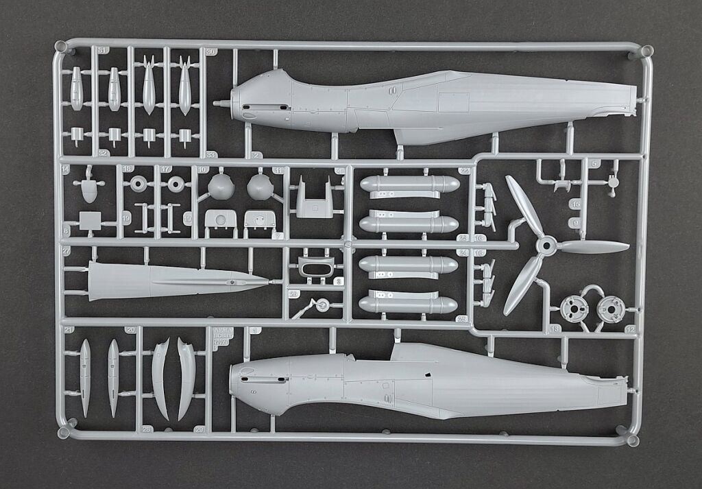Arma Hobby 40012 Hurricane Mk IIb Reconnaissance 1/48 – zdjęcie 10