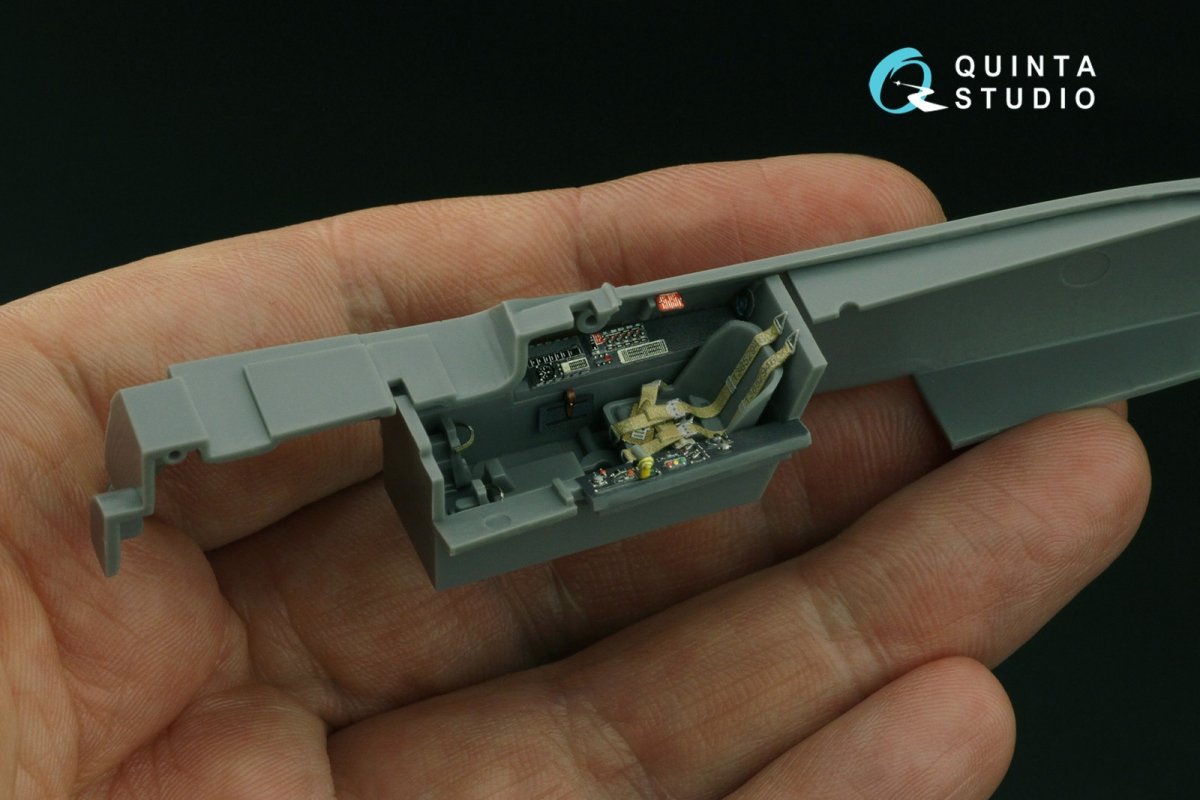 Quinta Studio QD48269 Fw 190A-8 3D-Printed &amp;amp; colored Interior on decal paper (Tamiya) 1/48 – image 10