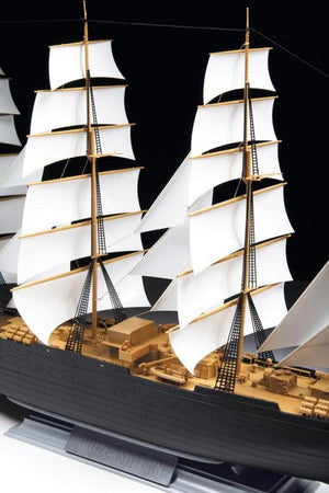 Zvezda 9045 &amp;quot;Krusenstern&amp;quot; Sailing Ship 1/200 – image 4