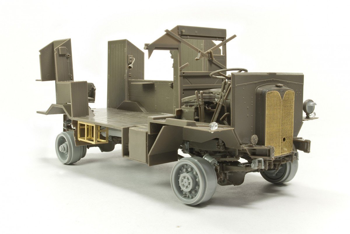 AFV Club 35227 AEC Dorchester 4x4 ACV (Full Interior) 1/35 – zdjęcie 4