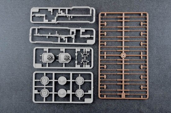 Trumpeter 00920 German Pzkpfw IV Ausf.H Medium Tank 1/16 – zdjęcie 7