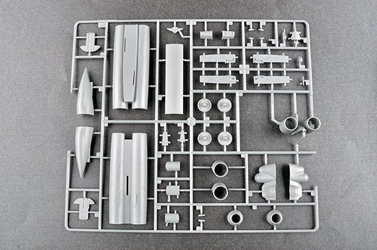 Trumpeter 01695 Soviet Tu-22 &amp;quot;Blinder&amp;quot; tactical bomber 1/72 – zdjęcie 5