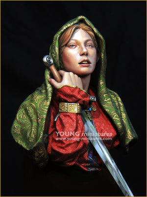 Young Miniatures YH1871 Medieval Woman 1/10