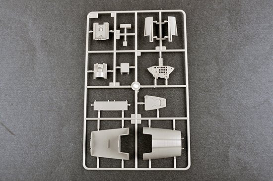 Trumpeter 03221 F-100C Super Saber 1/32 – image 20