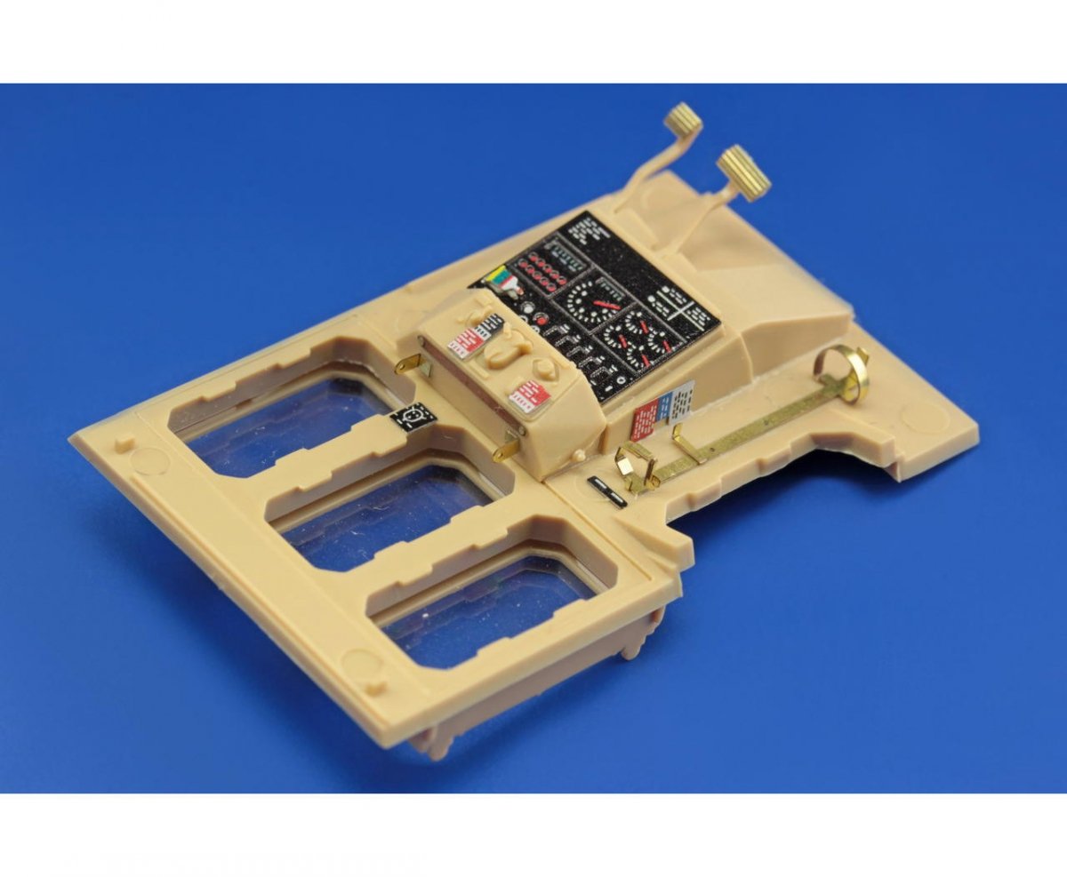 Eduard 36268 Doobi Bulldozer interior - colour 1/35 Meng – zdjęcie 5