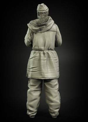 Panzer Art FI35-067 Waffen-SS Anorakanzug at rest No.2 1/35 – image 4