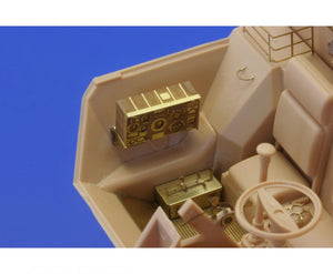 Eduard 36179 152mm ShkH vz.77 DANA interior 1/35 Hobby Boss – image 4