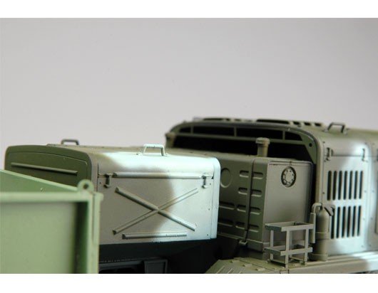 Trumpeter 01005 MAZ/KZKT-537L Ballast Tractor 1/35 – zdjęcie 5