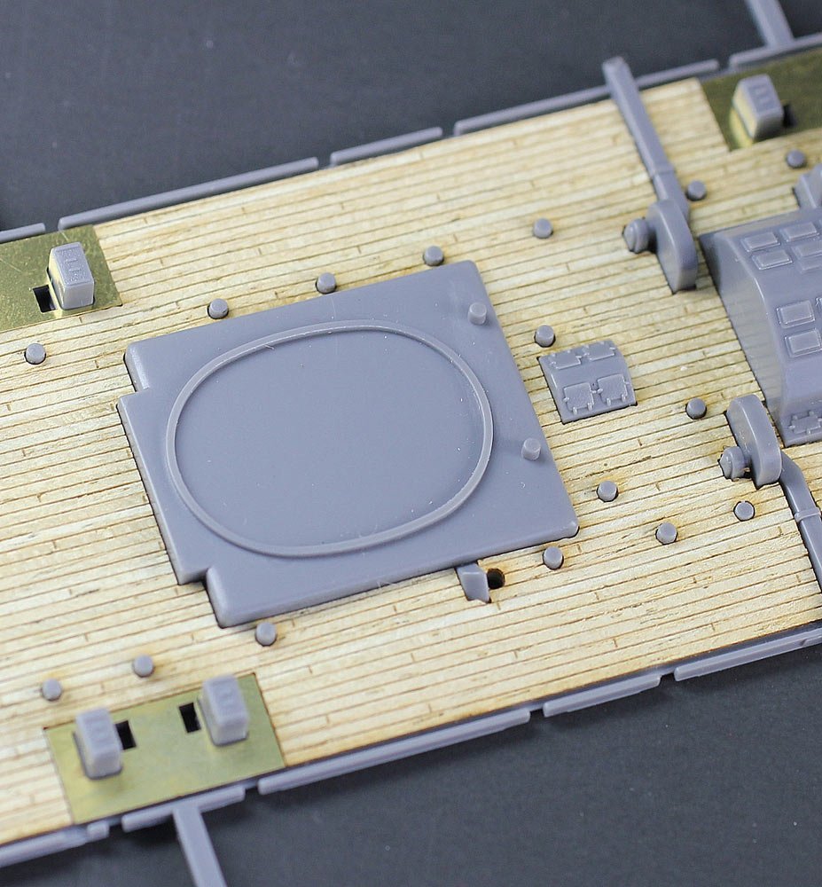 Hasegawa QG51 (72151) NYK Line Hikawa Maru Wooden Deck 1/350 – image 5