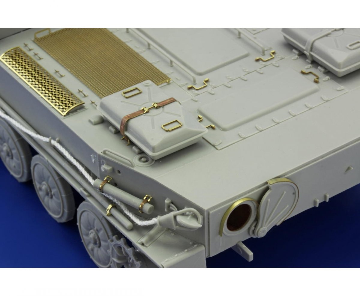 Eduard 36249 BTR-50PK APC TRUMPETER 1/35 – image 4