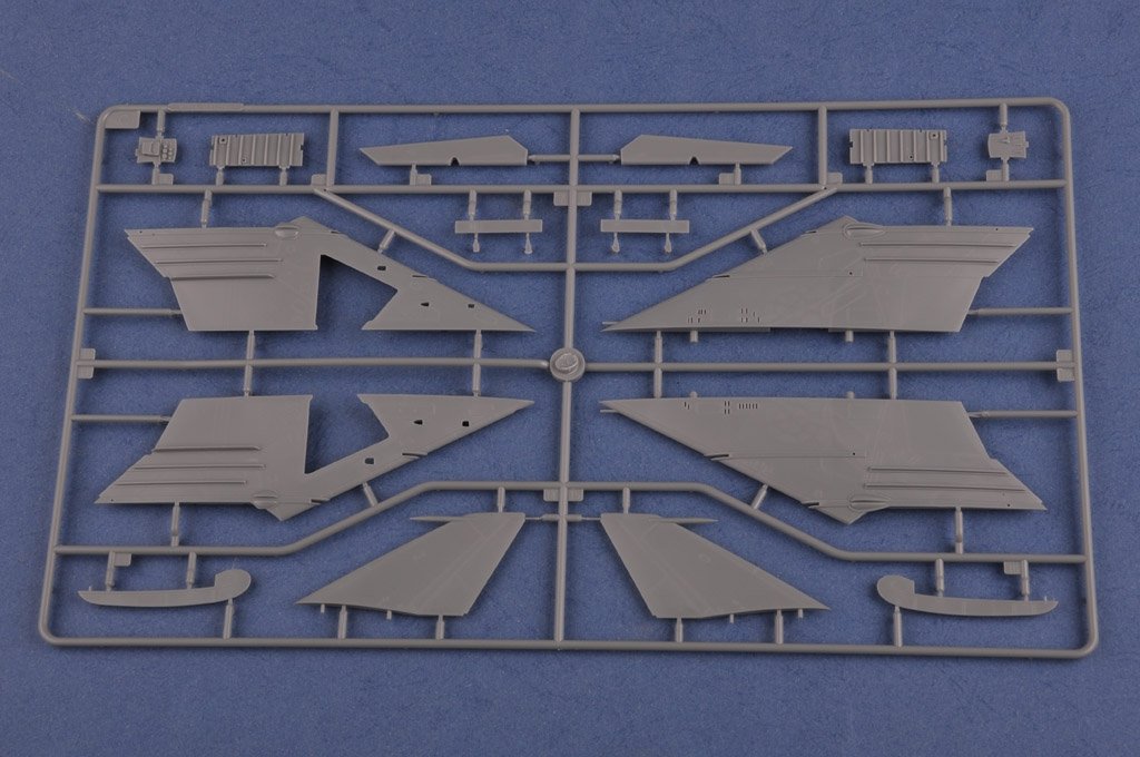Hobby Boss 81758 Su-17M4 Fitter-K 1/48 – image 10