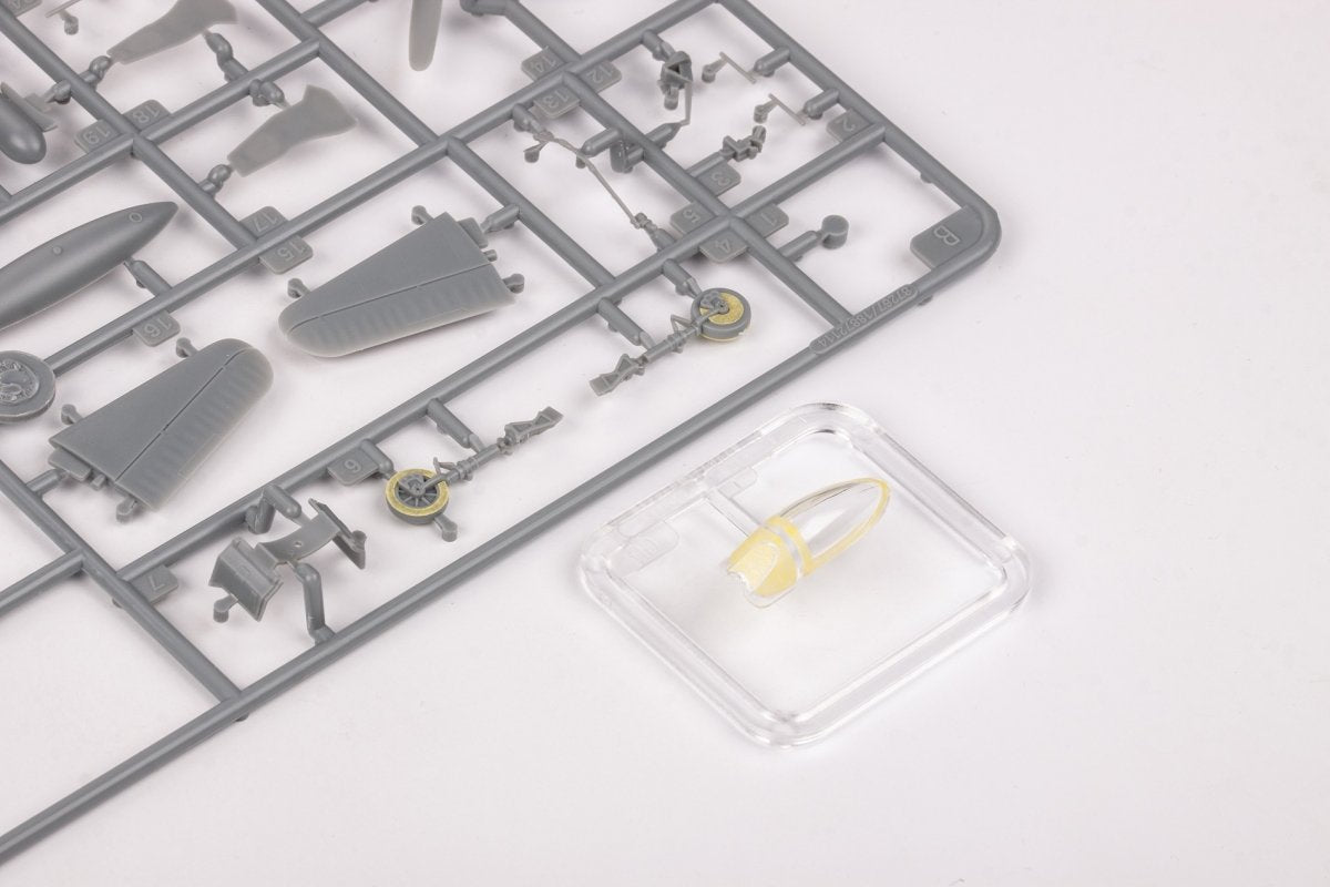 Eduard CX598 F8F-1 HOBBY BOSS 1/72 – zdjęcie 3