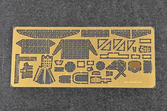 Trumpeter 06743 USS Intrepid CVS-11 1/700 – image 8