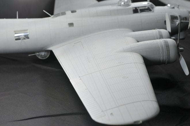 HK Models 01E04 B-17 Flying Fortress F and G 1/32 – zdjęcie 11