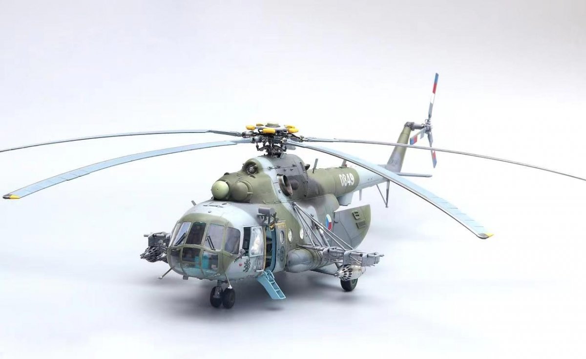 AMK 88010 Mi-17 Hip Early 1/48 – immagine 20