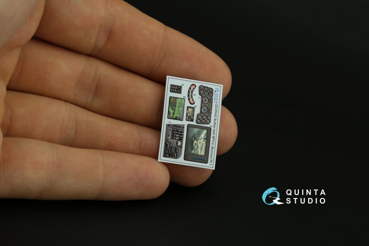 Quinta Studio QD35042 Buffalo 6x6 MPCV 3D-Printed &amp;amp; colored Interior on decal paper (Bronco) 1/35 – image 6