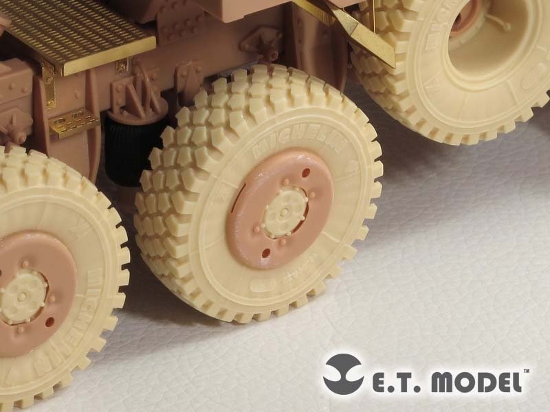 E.T. Model ER35-041 Modern U.S. M1070 Truck Tractor Weighted Road Wheels For HOBBYBOSS 85502 1/35 – zdjęcie 3