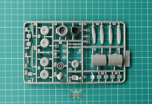 Modelsvit 72008 Antonov An-10 &amp;quot;Ukraine&amp;quot; 1/72 – zdjęcie 4