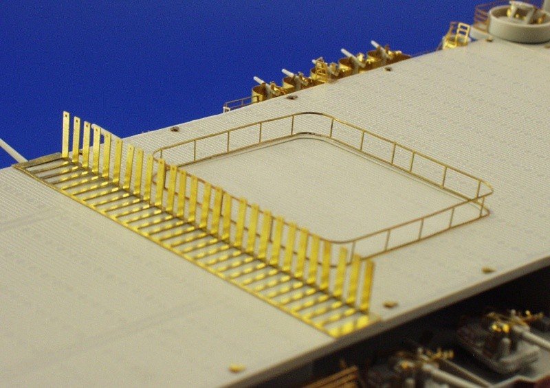Eduard 53005 US Aircraft Carrier Hornet 1/350 Trumpeter – zdjęcie 5