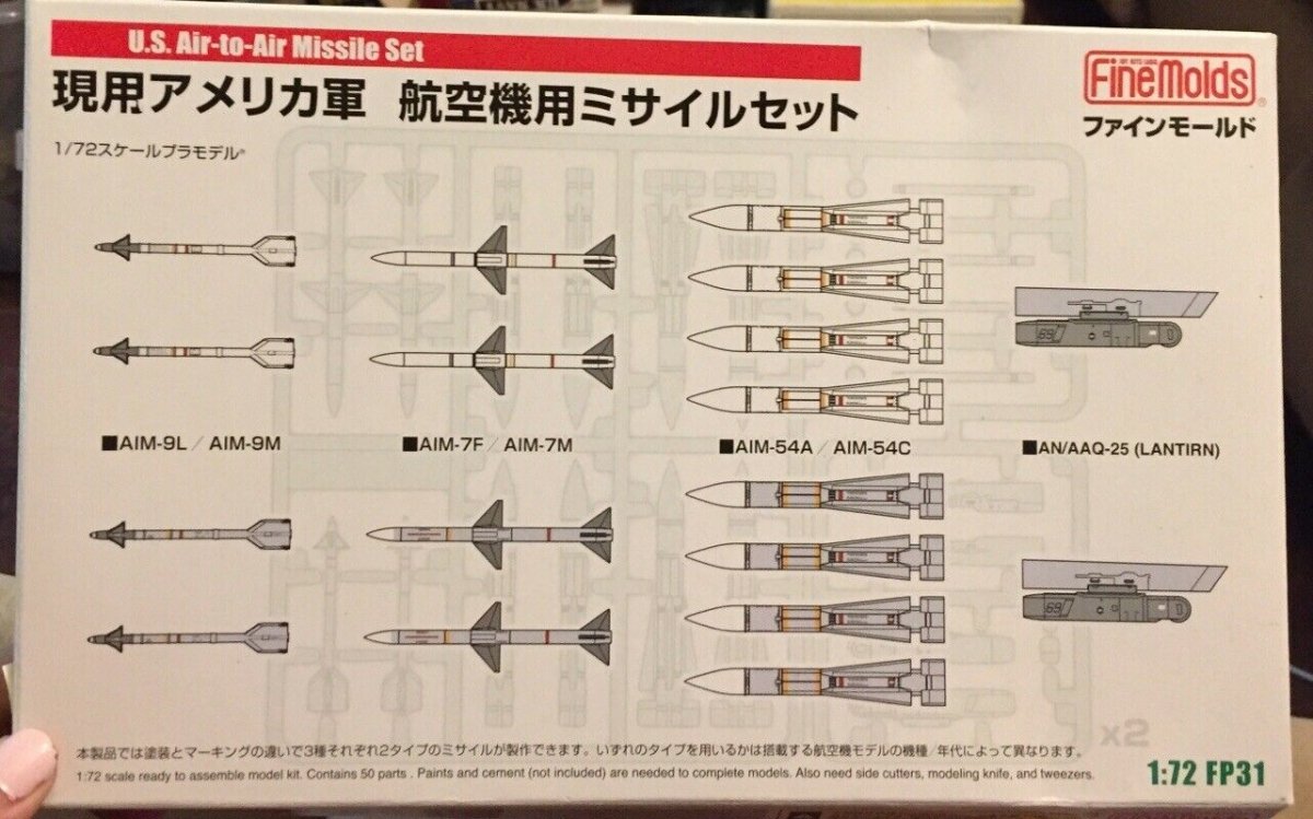 Fine Molds FP31 US Air-to-Air Missile Set 1/72