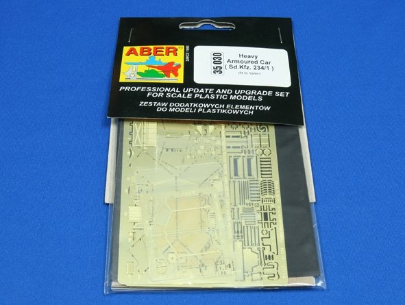 Aber 35030 Sd.Kfz. 234/1 heavy armored car with 2 cm gun (ITA) (1/35) – image 3