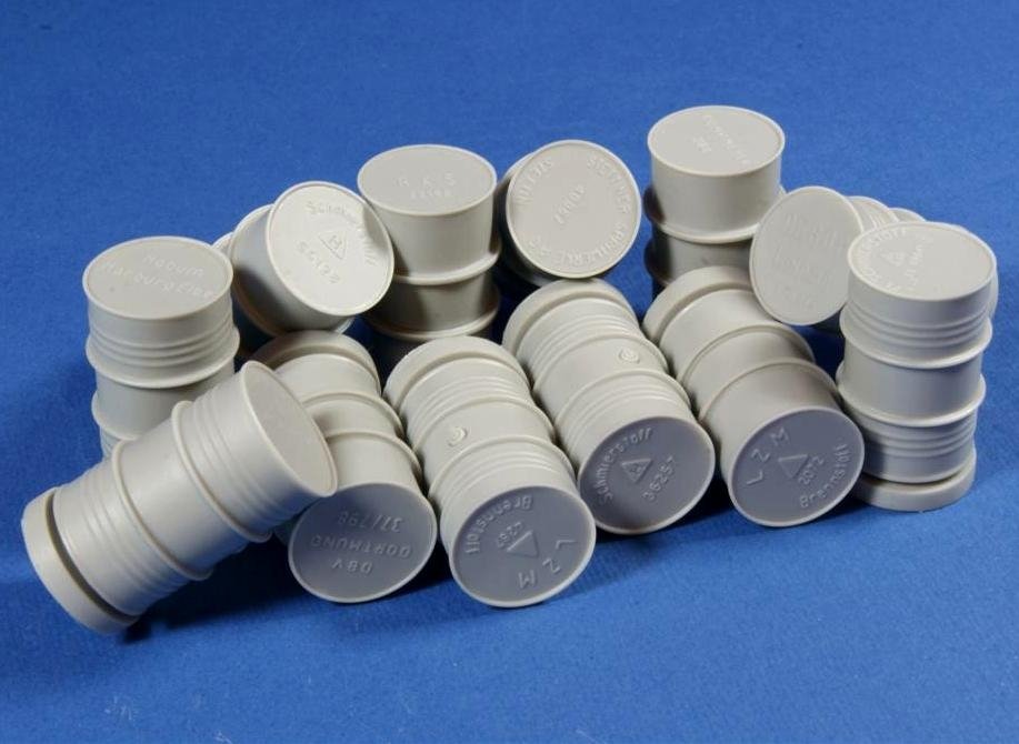 Panzer Art RE35-184 WWII 200l German fuel drums (commercial) 1/35 – zdjęcie 3