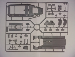 ICM 35102 Sd.Kfz.251/6 Ausf.A, WWII German Armored Command Vehicle (1/35) – image 11