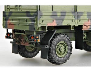 Trumpeter 01004 M1078 Light Medium Tactical Vehicle (LMTV) Standard Cargo Tru 1/35 – image 6